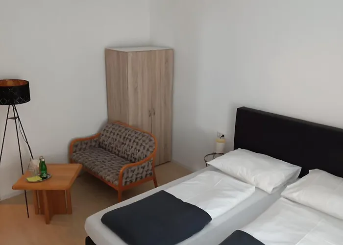 Hofwirt Neuhofen An Der Krems Estalagem *